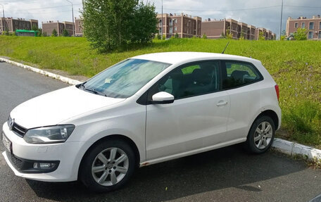 Volkswagen Polo VI (EU Market), 2011 год, 750 000 рублей, 2 фотография