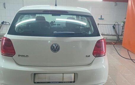Volkswagen Polo VI (EU Market), 2011 год, 750 000 рублей, 10 фотография