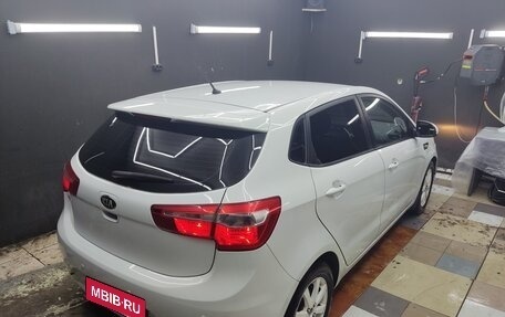 KIA Rio III рестайлинг, 2014 год, 980 000 рублей, 5 фотография