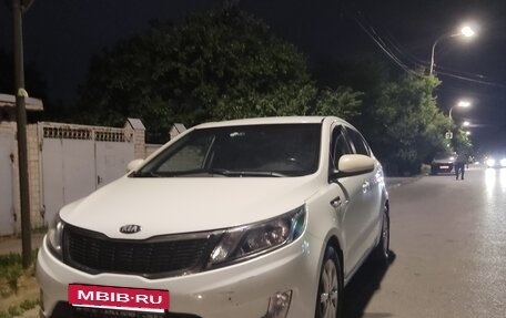 KIA Rio III рестайлинг, 2014 год, 980 000 рублей, 3 фотография