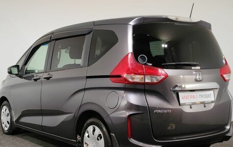 Honda Freed II, 2018 год, 1 590 000 рублей, 7 фотография