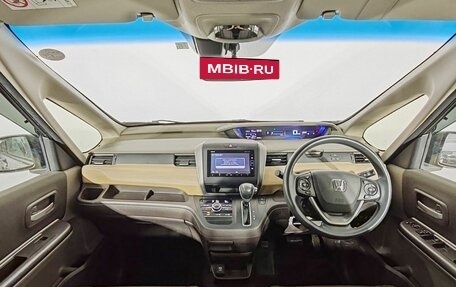 Honda Freed II, 2018 год, 1 590 000 рублей, 10 фотография