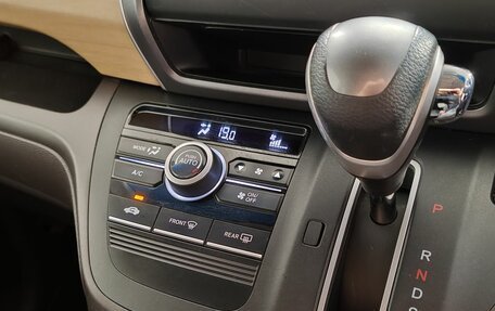 Honda Freed II, 2018 год, 1 590 000 рублей, 19 фотография
