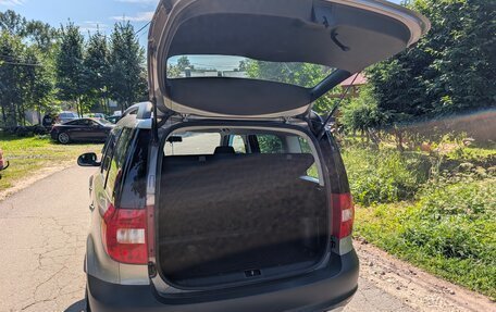 Skoda Yeti I рестайлинг, 2010 год, 830 000 рублей, 17 фотография