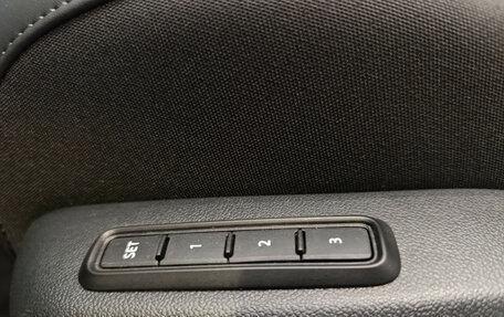 Volkswagen Tiguan, 2025 год, 4 599 000 рублей, 18 фотография