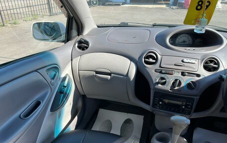 Toyota Platz, 2000 год, 289 000 рублей, 15 фотография