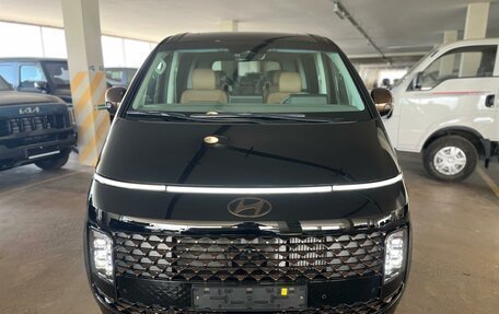 Hyundai Staria, 2025 год, 5 747 000 рублей, 2 фотография