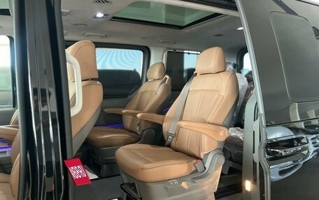 Hyundai Staria, 2025 год, 5 747 000 рублей, 7 фотография