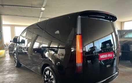 Hyundai Staria, 2025 год, 5 747 000 рублей, 26 фотография