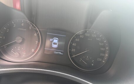Hyundai Solaris II рестайлинг, 2017 год, 1 250 000 рублей, 7 фотография