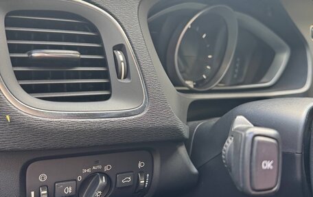 Volvo V40 Cross Country I, 2016 год, 1 400 000 рублей, 9 фотография