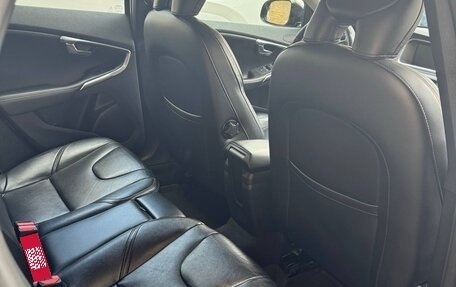 Volvo V40 Cross Country I, 2016 год, 1 400 000 рублей, 3 фотография