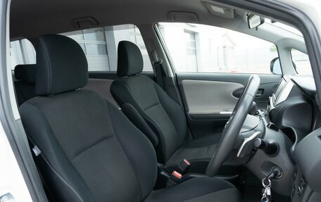 Toyota Wish II, 2010 год, 1 470 000 рублей, 16 фотография