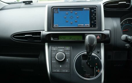 Toyota Wish II, 2010 год, 1 470 000 рублей, 21 фотография