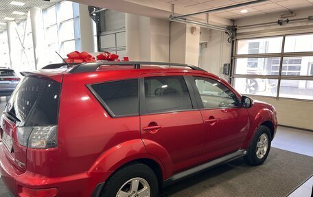 Mitsubishi Outlander III рестайлинг 3, 2011 год, 849 900 рублей, 4 фотография