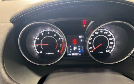 Mitsubishi Outlander III рестайлинг 3, 2011 год, 849 900 рублей, 9 фотография