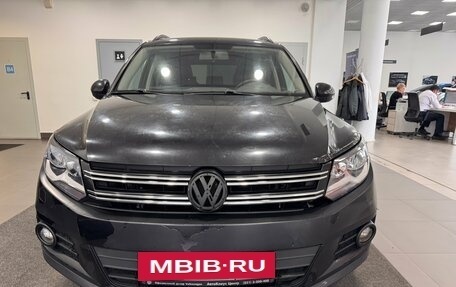 Volkswagen Tiguan I, 2015 год, 999 800 рублей, 2 фотография