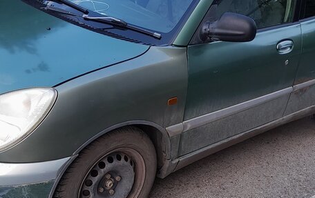 Daihatsu Storia, 1998 год, 160 000 рублей, 1 фотография