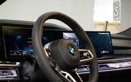 BMW 7 серия, 2025 год, 13 500 000 рублей, 22 фотография