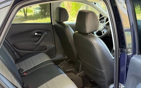 Volkswagen Polo VI (EU Market), 2011 год, 750 000 рублей, 10 фотография