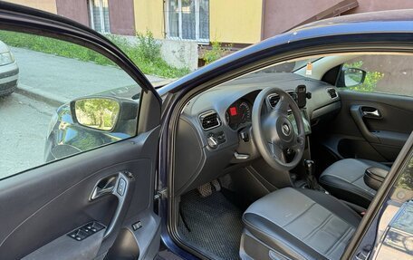 Volkswagen Polo VI (EU Market), 2011 год, 750 000 рублей, 11 фотография
