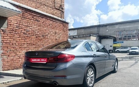 BMW 5 серия, 2019 год, 3 600 000 рублей, 5 фотография