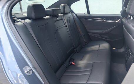 BMW 5 серия, 2019 год, 3 600 000 рублей, 16 фотография
