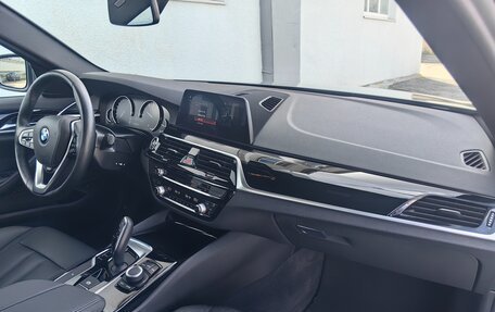 BMW 5 серия, 2019 год, 3 600 000 рублей, 20 фотография