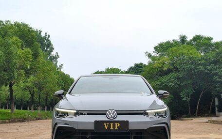Volkswagen Golf VIII, 2023 год, 2 050 000 рублей, 2 фотография