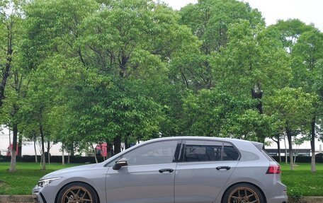 Volkswagen Golf VIII, 2023 год, 2 050 000 рублей, 8 фотография