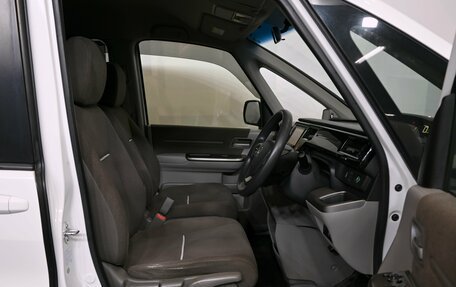 Honda Stepwgn IV, 2017 год, 2 250 000 рублей, 10 фотография