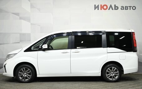 Honda Stepwgn IV, 2017 год, 2 250 000 рублей, 8 фотография