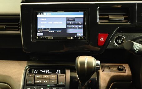 Honda Stepwgn IV, 2017 год, 2 250 000 рублей, 15 фотография