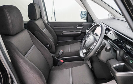 Honda Stepwgn IV, 2019 год, 2 499 000 рублей, 8 фотография