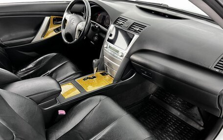 Toyota Camry, 2007 год, 1 120 000 рублей, 13 фотография