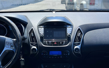 Hyundai ix35 I рестайлинг, 2012 год, 990 000 рублей, 11 фотография
