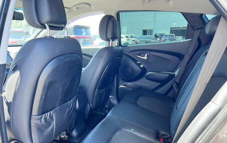 Hyundai ix35 I рестайлинг, 2012 год, 990 000 рублей, 18 фотография