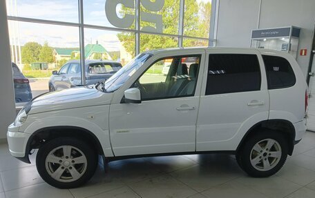 Chevrolet Niva I рестайлинг, 2018 год, 580 000 рублей, 9 фотография