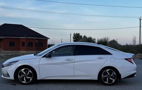 Hyundai Elantra, 2022 год, 1 655 000 рублей, 6 фотография