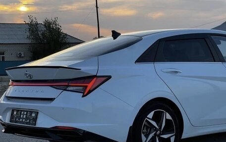Hyundai Elantra, 2022 год, 1 655 000 рублей, 4 фотография