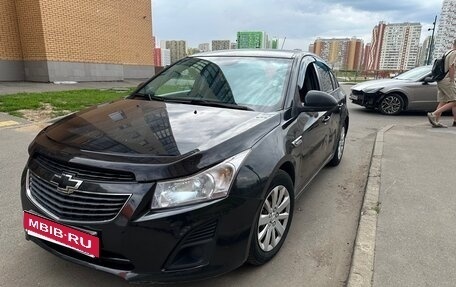 Chevrolet Cruze II, 2013 год, 500 000 рублей, 4 фотография