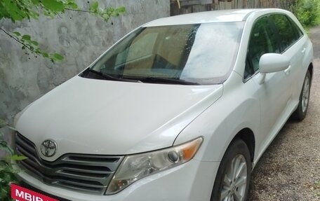 Toyota Venza I, 2010 год, 1 930 000 рублей, 2 фотография