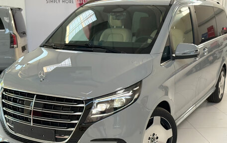 Mercedes-Benz V-Класс, 2026 год, 12 700 000 рублей, 3 фотография