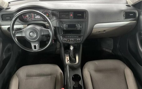 Volkswagen Jetta VI, 2013 год, 849 000 рублей, 9 фотография