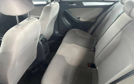 Volkswagen Jetta VI, 2013 год, 849 000 рублей, 18 фотография