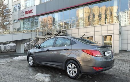 Hyundai Solaris II рестайлинг, 2016 год, 700 000 рублей, 3 фотография