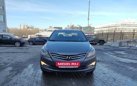 Hyundai Solaris II рестайлинг, 2016 год, 700 000 рублей, 4 фотография