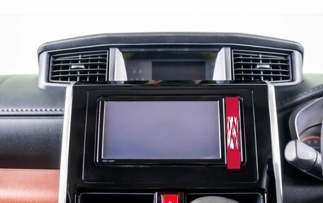 Toyota Roomy I, 2019 год, 1 349 000 рублей, 18 фотография