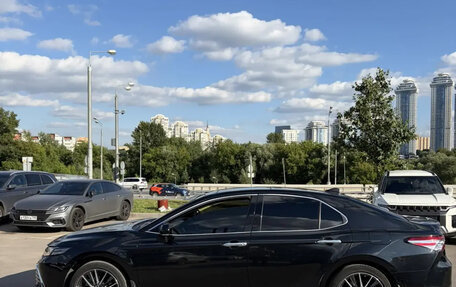 Toyota Camry, 2022 год, 3 500 000 рублей, 1 фотография