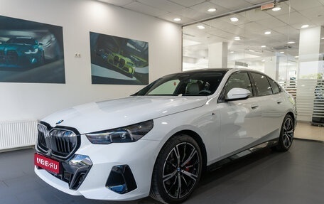 BMW 5 серия, 2024 год, 8 100 000 рублей, 1 фотография